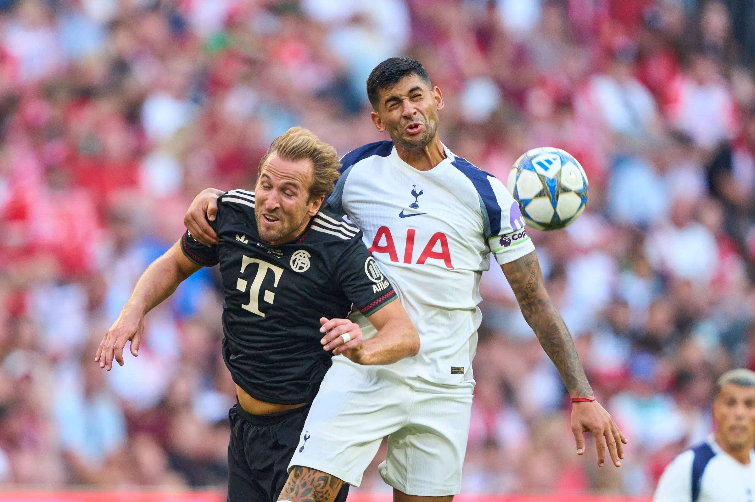 欧冠最后时刻走向成谜，拜仁慕尼黑防线松动，震撼外界，年轻球员获得机会的简单介绍