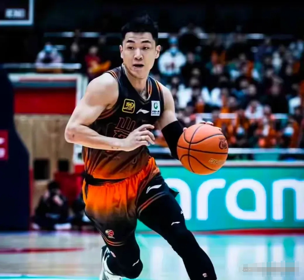  广厦男篮迎中超关键赛；加时末段回应争议；目标明确；高层口径保持一致