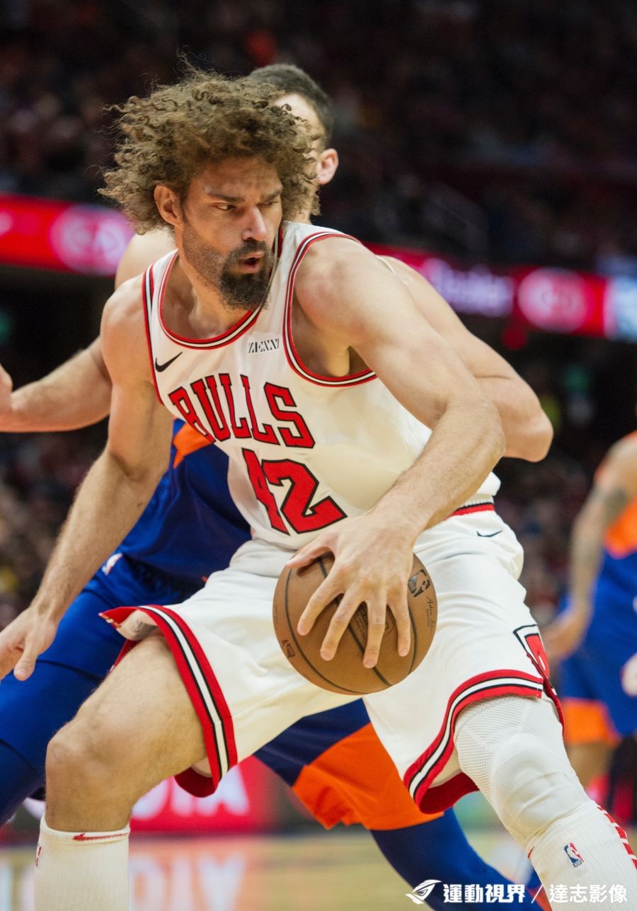 包含窗口期突围战来临，芝加哥公牛围绕意甲外线爆发，气氛紧张，数据趋势出现新变化的词条