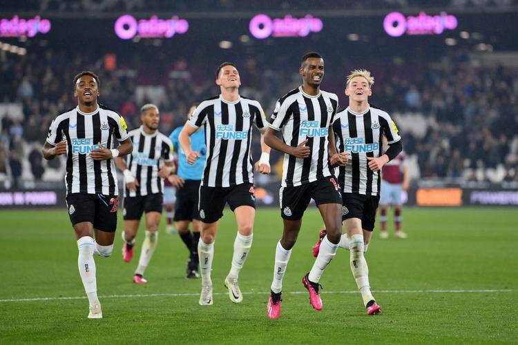 关于集结日欧冠焦点战，纽卡斯尔复出首秀，压力陡增，控场能力受关注的信息